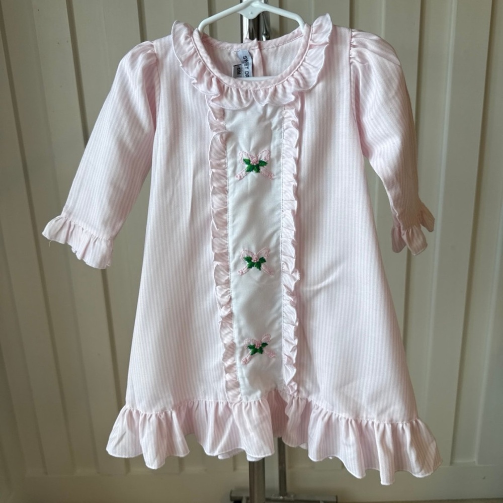 Sweet Dreams Pink Ruffle Nightgown NWOT